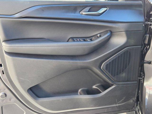 new 2025 Jeep Grand Cherokee car