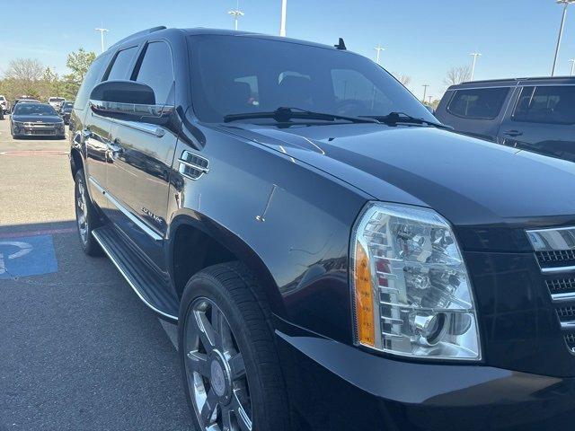 used 2012 Cadillac Escalade car, priced at $11,500