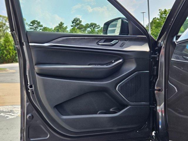 new 2025 Jeep Grand Cherokee L car, priced at $62,573