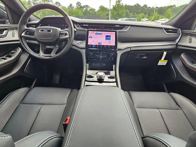 new 2025 Jeep Grand Cherokee L car, priced at $62,573