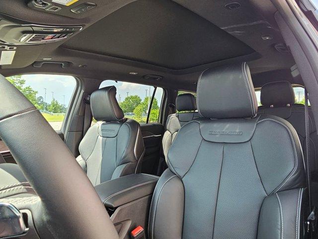 new 2025 Jeep Grand Cherokee L car, priced at $62,573