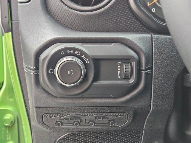 new 2025 Jeep Wrangler car, priced at $67,176