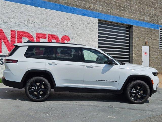 new 2025 Jeep Grand Cherokee L car, priced at $52,214