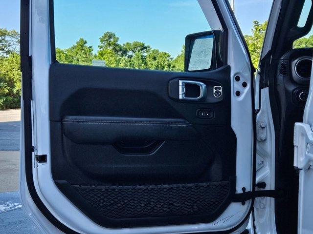 used 2022 Jeep Gladiator car, priced at $31,250