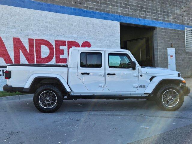 used 2022 Jeep Gladiator car, priced at $31,250