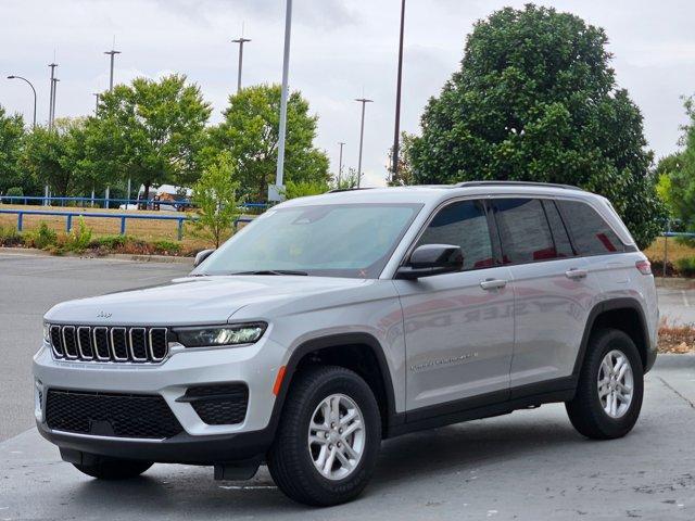 new 2025 Jeep Grand Cherokee car, priced at $37,375