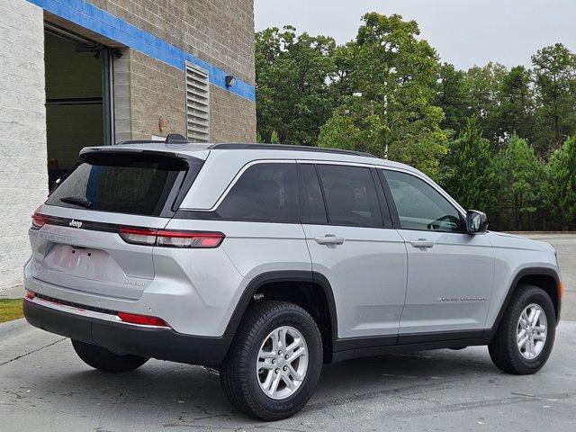 new 2025 Jeep Grand Cherokee car, priced at $37,375