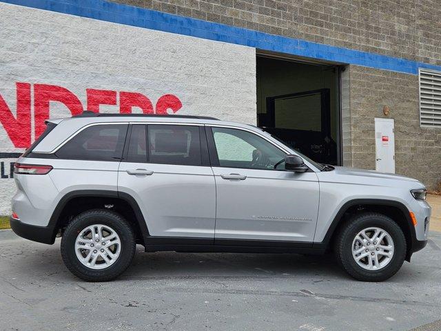 new 2025 Jeep Grand Cherokee car, priced at $37,375