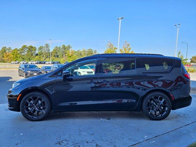 new 2026 Chrysler Pacifica car, priced at $53,999