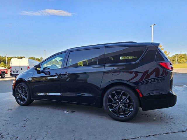 new 2026 Chrysler Pacifica car, priced at $53,999