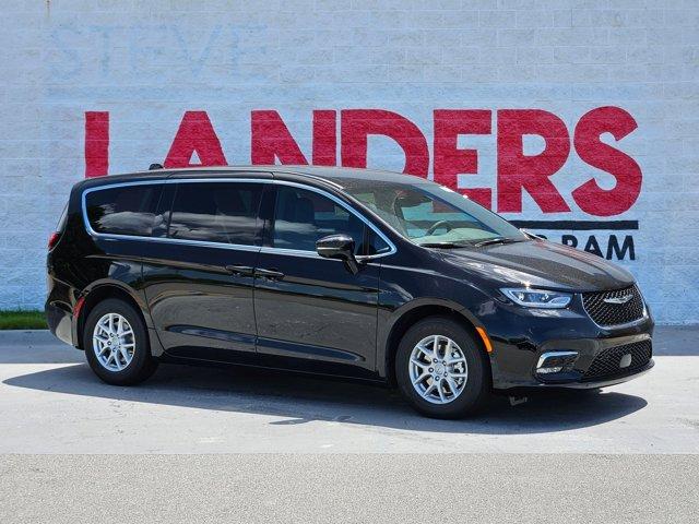 new 2025 Chrysler Pacifica car, priced at $46,397