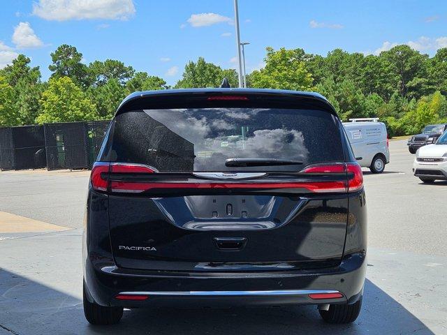 new 2025 Chrysler Pacifica car, priced at $46,397