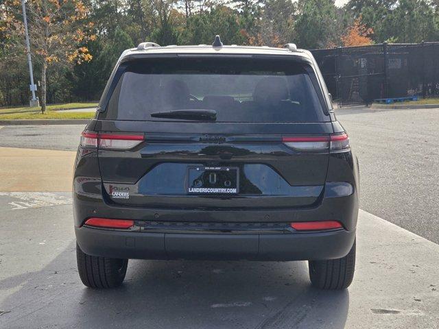 new 2025 Jeep Grand Cherokee car, priced at $51,609