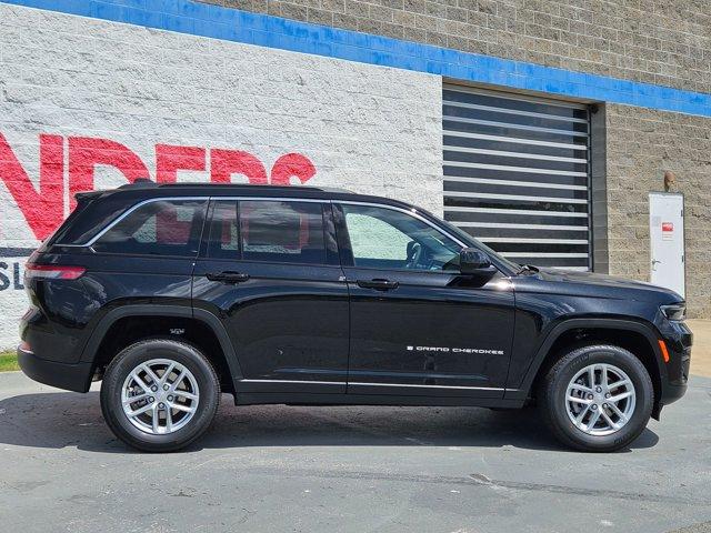 new 2025 Jeep Grand Cherokee car, priced at $41,772