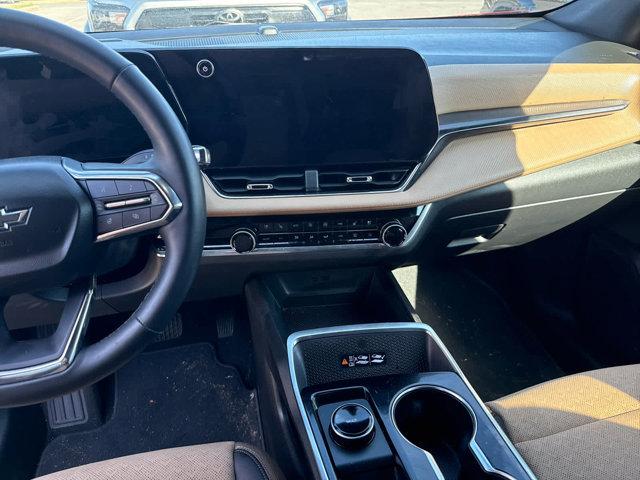 used 2025 Chevrolet Equinox car, priced at $31,995