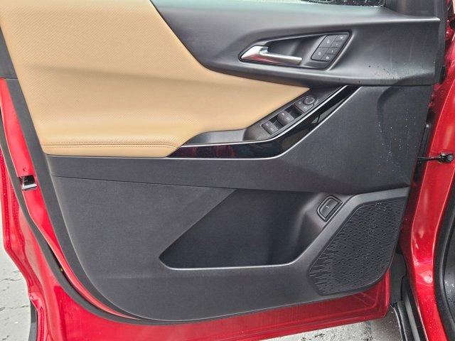 used 2025 Chevrolet Equinox car, priced at $30,124