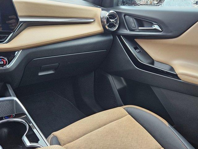 used 2025 Chevrolet Equinox car, priced at $30,124