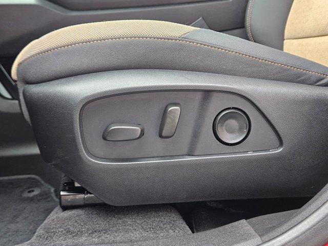 used 2025 Chevrolet Equinox car, priced at $30,124