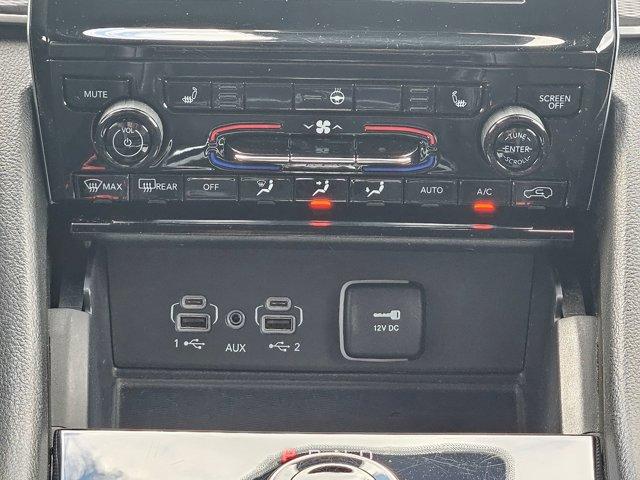 used 2024 Jeep Grand Cherokee L car, priced at $31,995