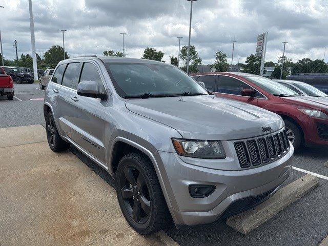 used 2015 Jeep Grand Cherokee car, priced at $17,995