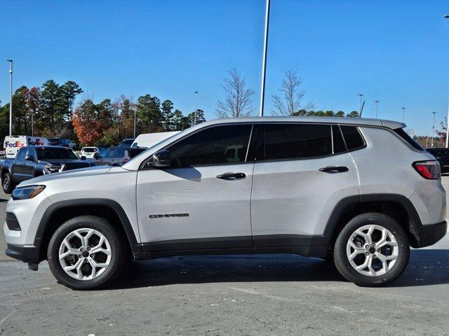 new 2025 Jeep Compass car, priced at $29,384