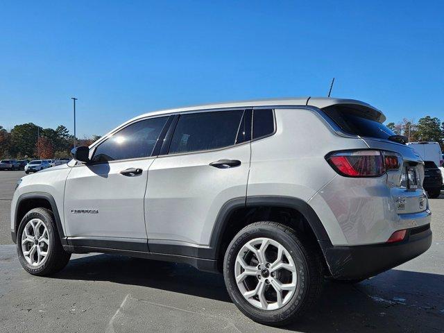 new 2025 Jeep Compass car, priced at $29,384