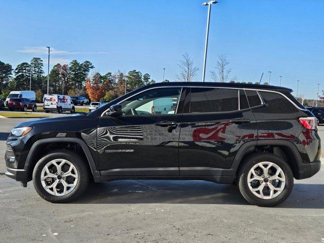 new 2025 Jeep Compass car, priced at $29,384