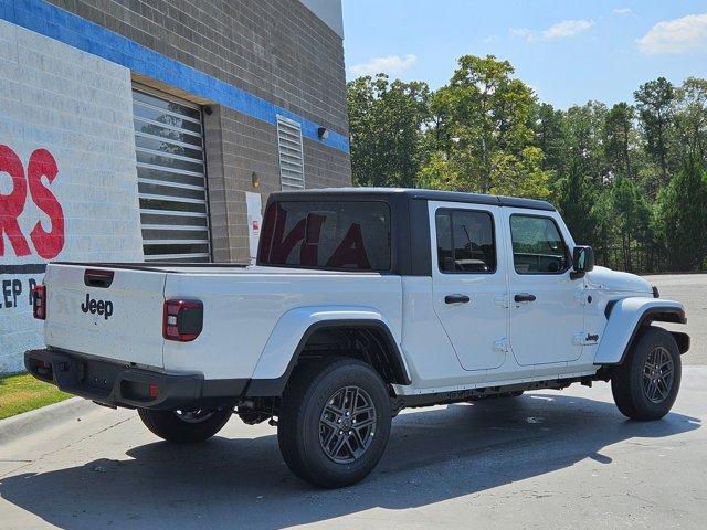 new 2025 Jeep Gladiator car, priced at $47,249