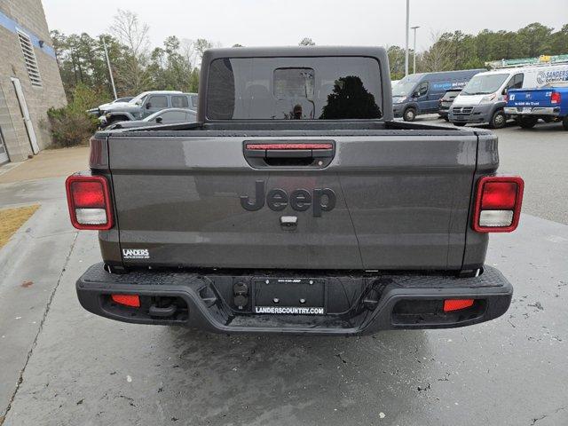 new 2024 Jeep Gladiator car, priced at $39,764