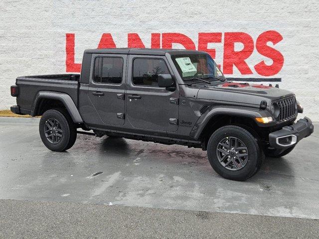 new 2024 Jeep Gladiator car, priced at $38,672