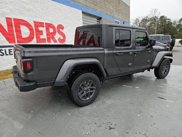 new 2024 Jeep Gladiator car, priced at $39,764