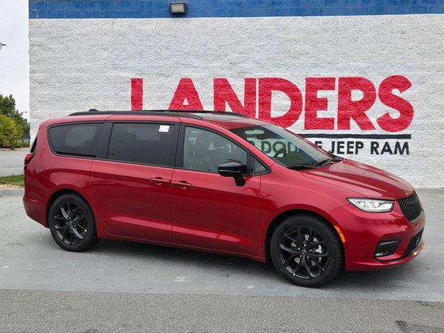 new 2026 Chrysler Pacifica car