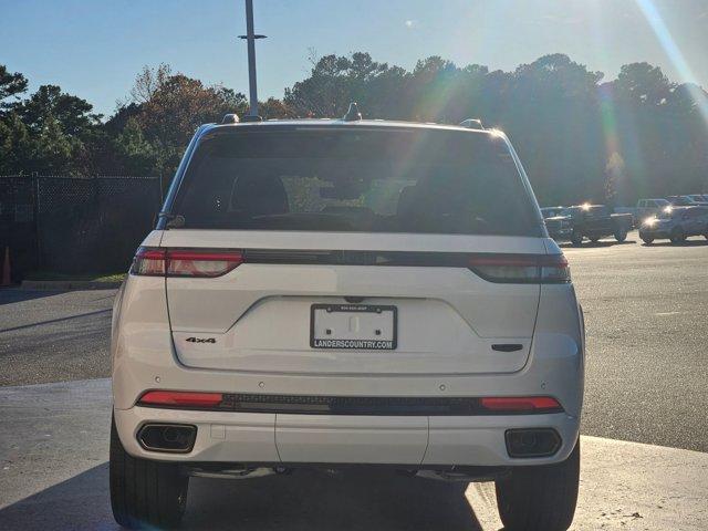 new 2025 Jeep Grand Cherokee car, priced at $70,189