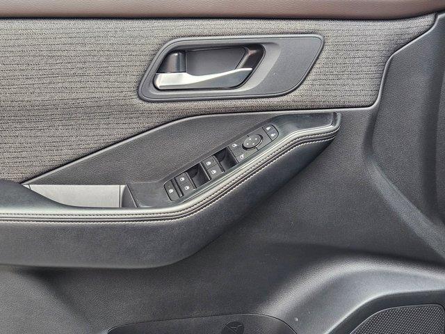 used 2023 Nissan Rogue car, priced at $23,124