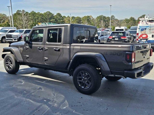 new 2024 Jeep Gladiator car, priced at $42,955