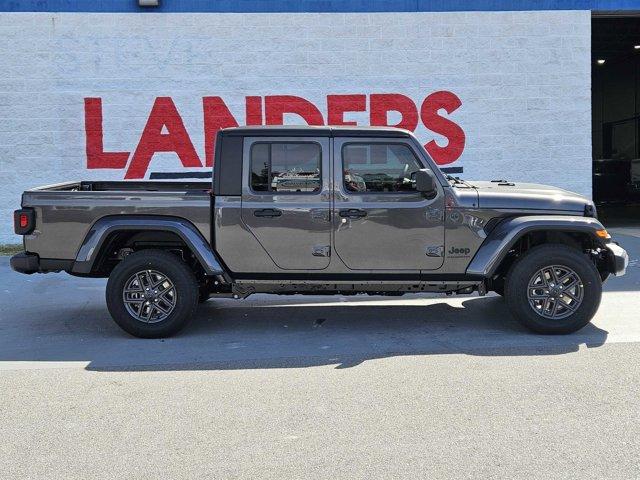 new 2024 Jeep Gladiator car, priced at $42,955