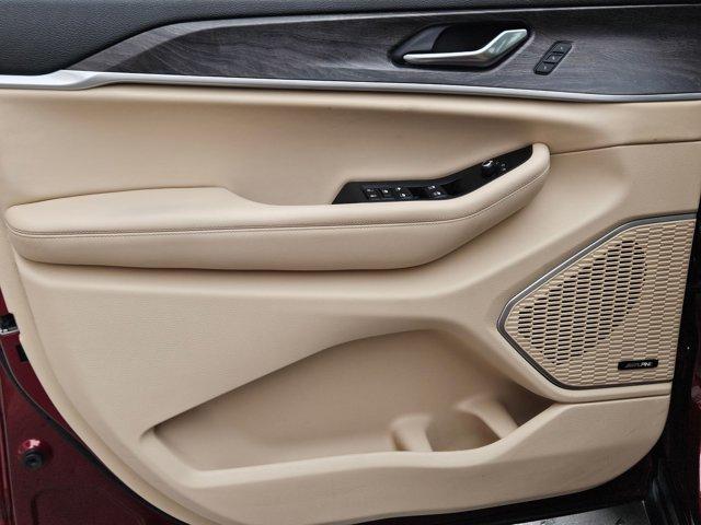 used 2022 Jeep Grand Cherokee car, priced at $30,124