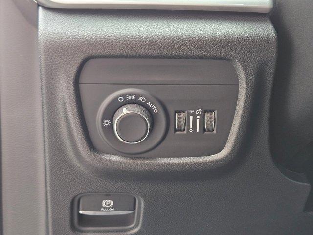 new 2025 Jeep Grand Cherokee L car, priced at $46,712