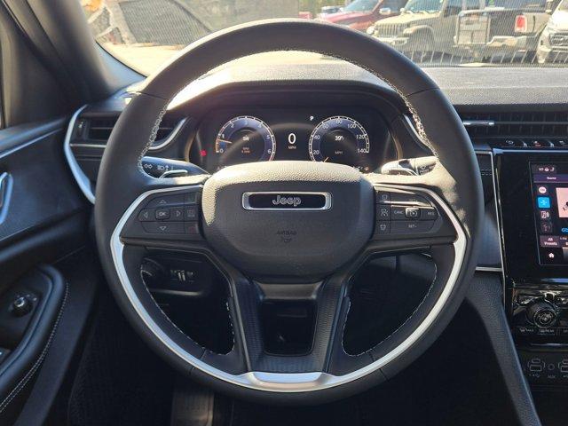 new 2025 Jeep Grand Cherokee car, priced at $49,370