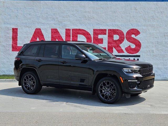 new 2025 Jeep Grand Cherokee car, priced at $66,500