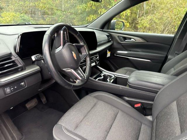 used 2025 Chevrolet Traverse car, priced at $36,629