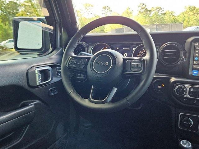 used 2022 Jeep Gladiator car, priced at $36,495