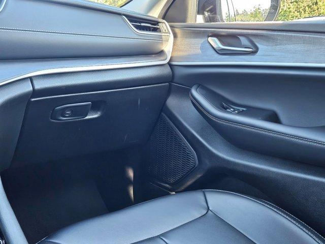 used 2023 Jeep Grand Cherokee car, priced at $33,995