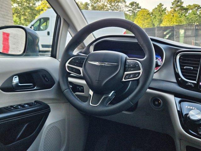 used 2022 Chrysler Pacifica car, priced at $23,650