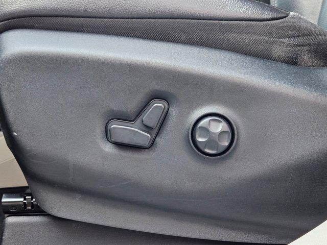 used 2022 Chrysler Pacifica car, priced at $23,650
