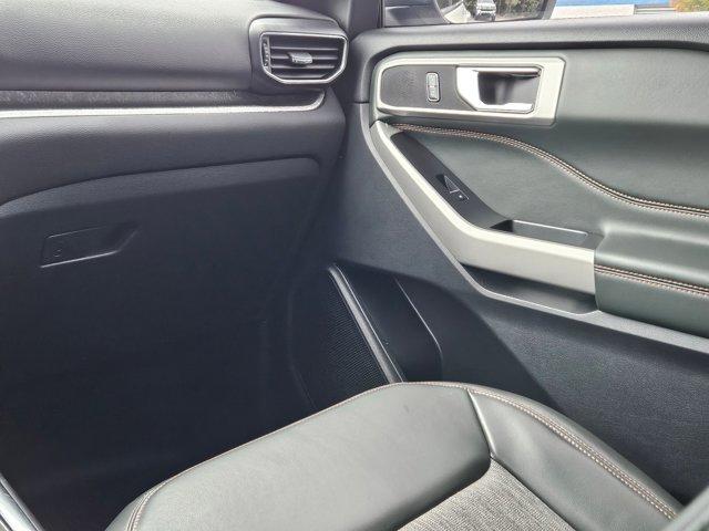 used 2022 Ford Explorer car, priced at $29,995