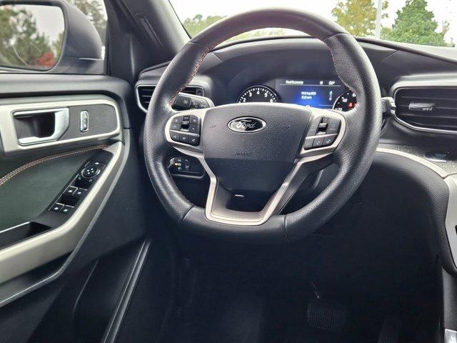 used 2022 Ford Explorer car, priced at $29,995