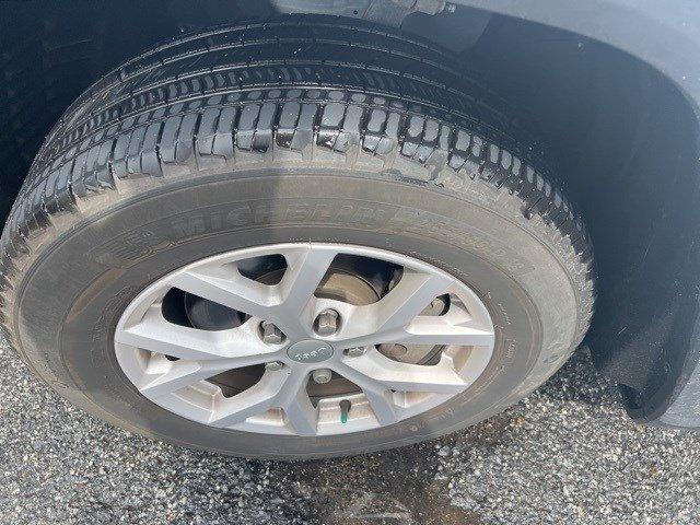 used 2022 Jeep Grand Cherokee L car, priced at $34,995