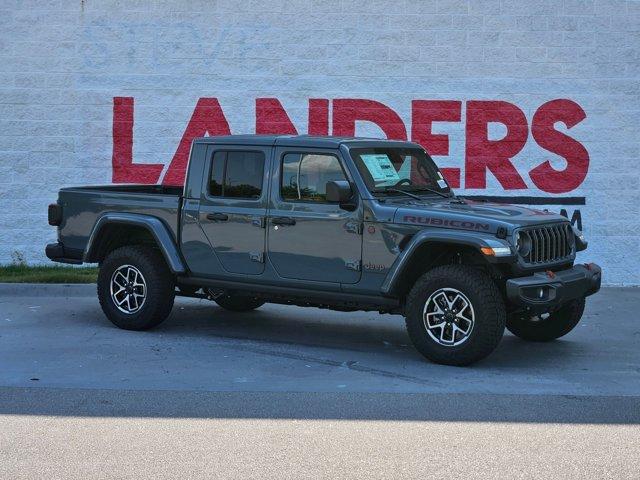 new 2025 Jeep Gladiator car, priced at $50,712