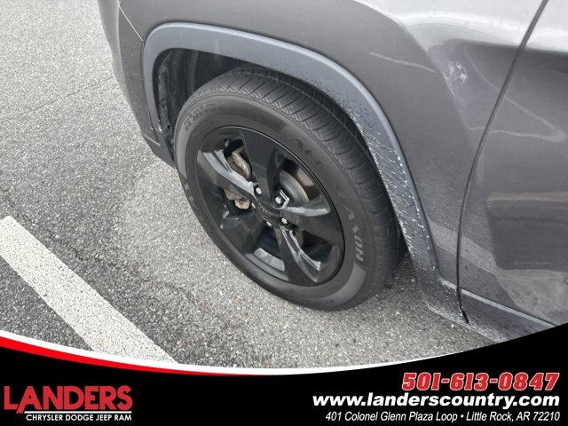 used 2019 Jeep Cherokee car, priced at $16,995